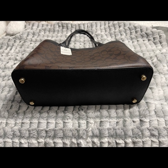 Coach Bag - Picture 8 of 10